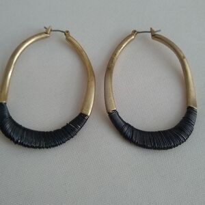 Viy Kenneth Cole Wire Wrapped Gold Tone Earrings